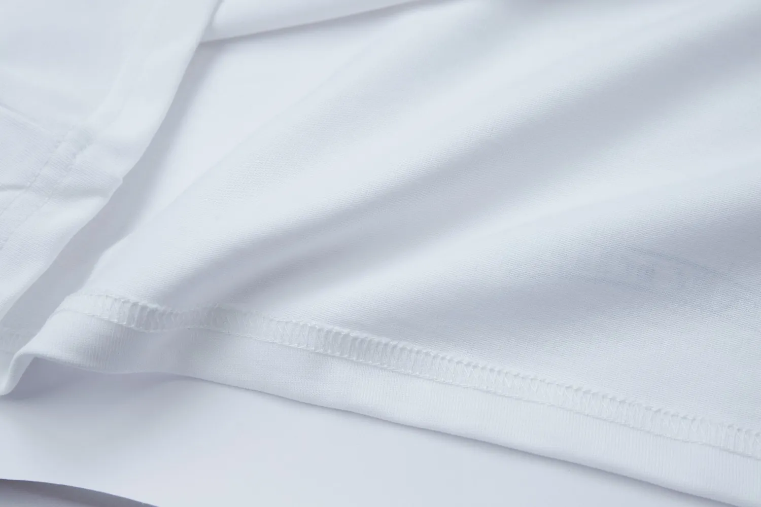 🅿️210 High quality ✨Cro❤✨🆕Classic logo letter pattern short sleeves. Official website synchronization, pure cotton fabric at the counter! Comfortable against the skin, durable and easy to wear, classic and simple logo design, meticulous original craftsmanship, customized 290G same vat dyed fabric, very comfortable to the touch, latest brick cabinet synchronization, OS off-shoulder version, fashionable and personalized, super versatile and good-looking, very suitable for both men and women, a must-have style, tag, collar label, washed wheat, complete with three labels, white, blue, green, 3️⃣colors S M L XL